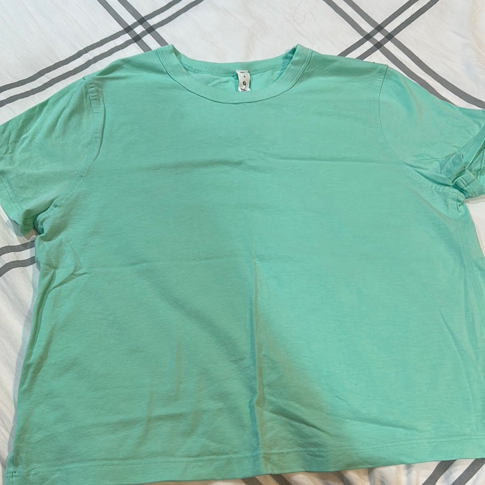 Lululemon Wild Mint Classic Fit Cotten Blend T shirt